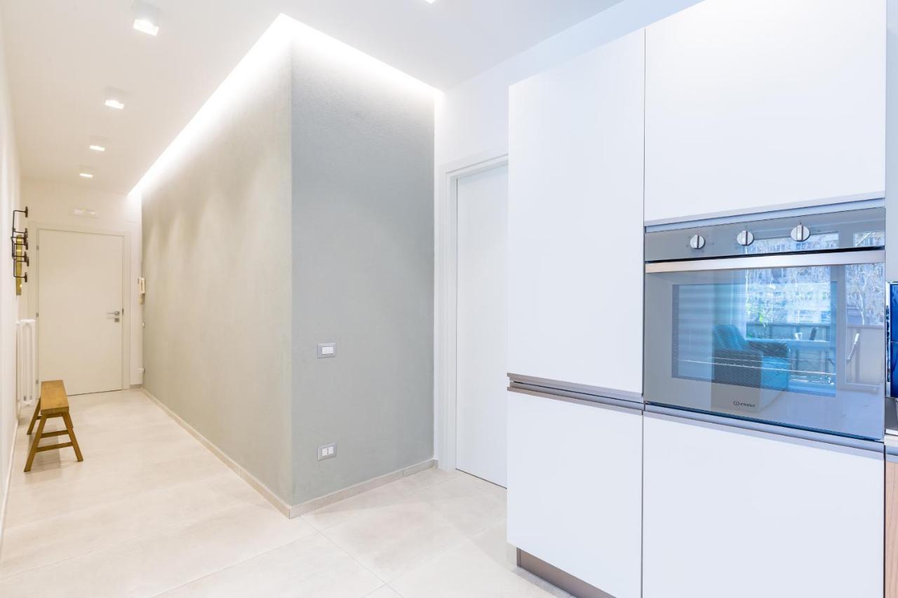Starhost - Mazzini Apartments Salerno Buitenkant foto